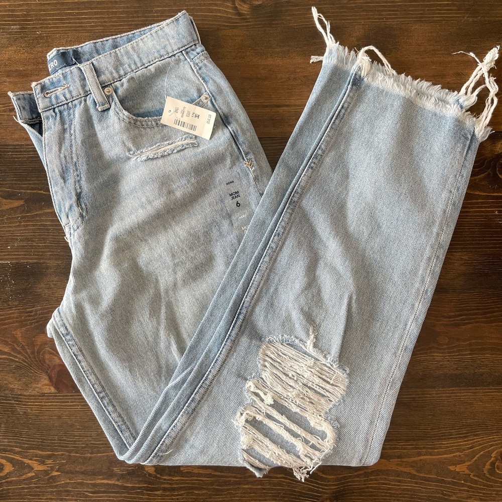 NWT - AERO Distressed Mom Jeans